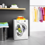 De Zanussi ZWF01483WH wasmachine heeft een vulgewicht van 10 kg.