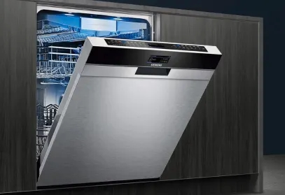 Onderbouw vaatwasser met zichtbaar rvs-front