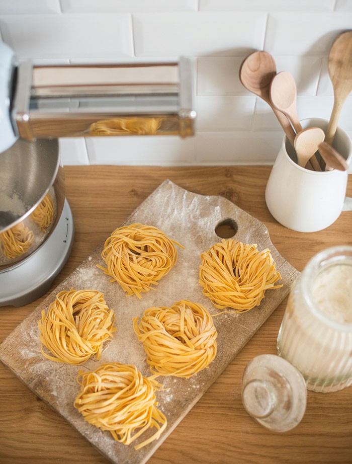 Met de hulpstukken van de Smeg keukenmachine heeft u binnen enkele minuten heerlijke verse pasta